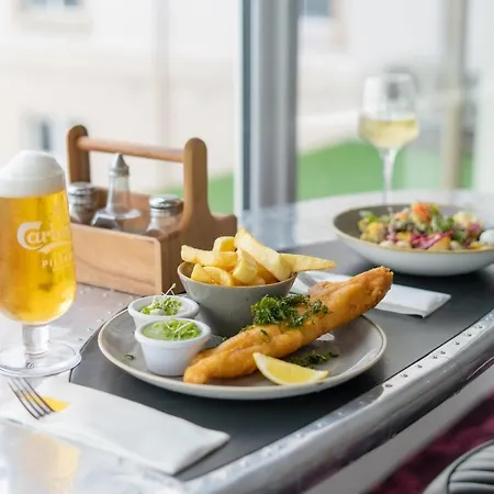 红色城堡酒店 酒店