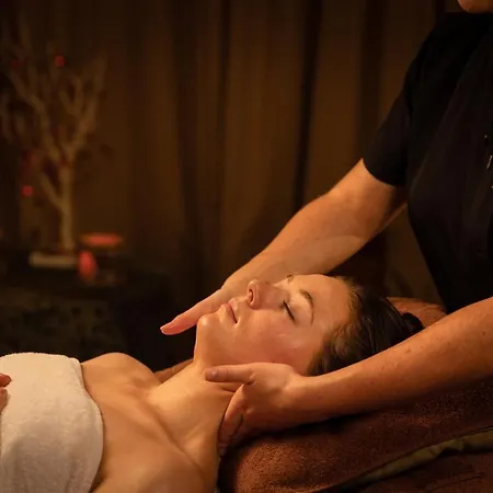 酒店 红色城堡酒店 4*