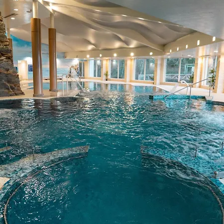 Hotel Redcastle