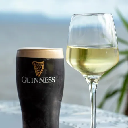 红色城堡酒店 酒店