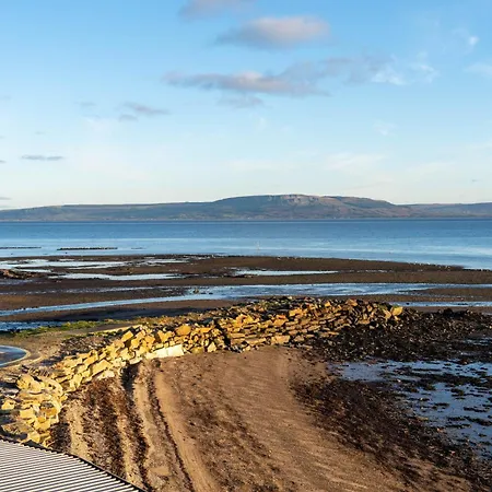 Redcastle فندق 4*