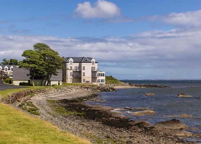 Redcastle Отель 4*