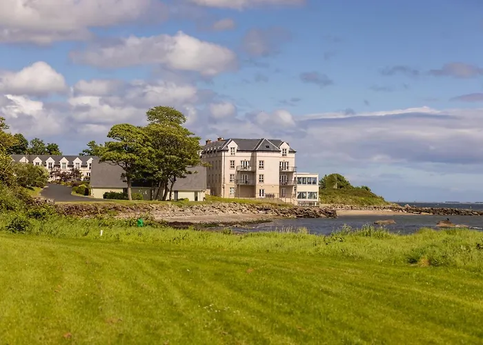 Redcastle Hotel Hotel