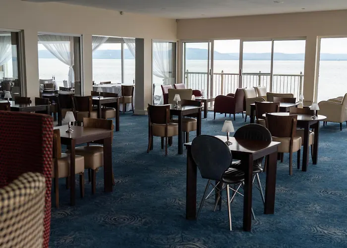 Redcastle Hotel Hotel 4*