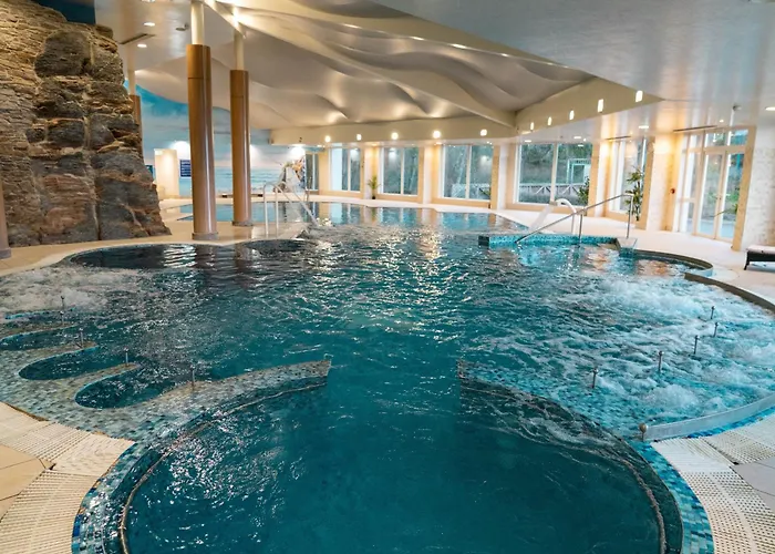 Hotel Redcastle Hotel